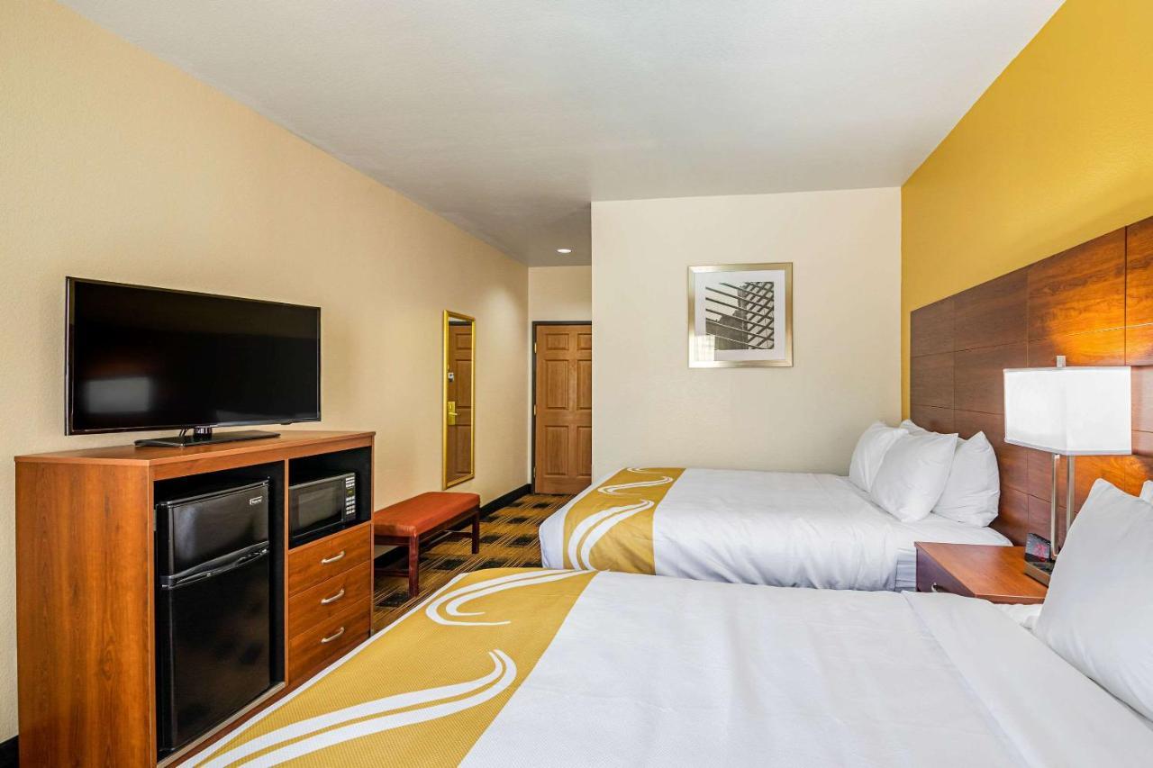 Quality Inn & Suites Lampasas Exterior photo