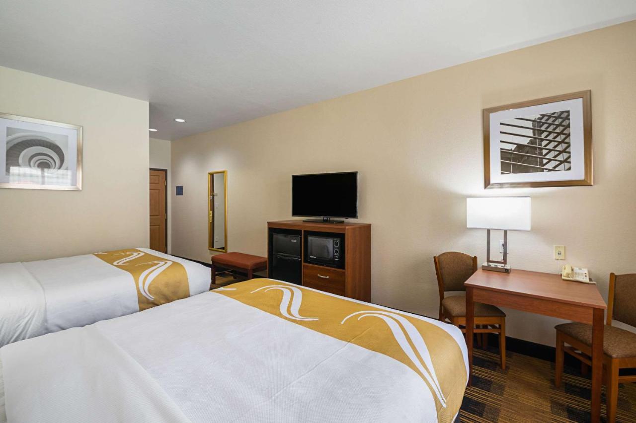 Quality Inn & Suites Lampasas Exterior photo